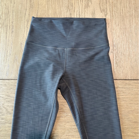 Lululemon Wunder Train High-Rise Tight 25” Size 6 Gray Spacedye - Picture 2 of 10